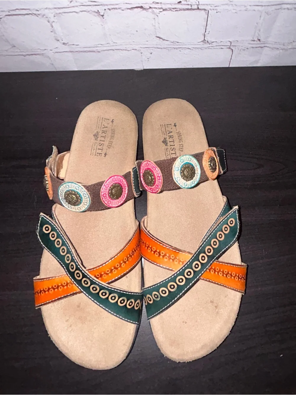 L'Artiste Glendora sandals women’s size 41/9